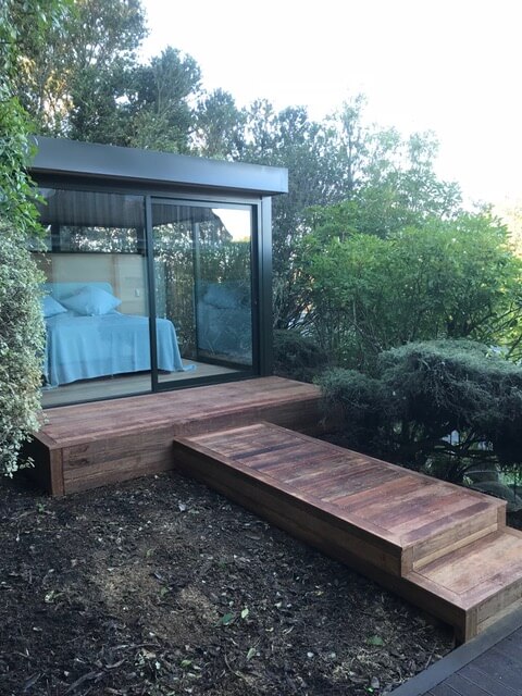 My Pod – Blonde Wooden Flooring
