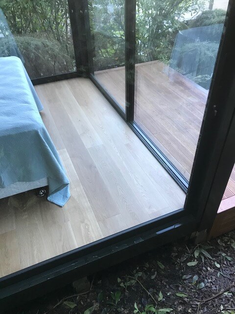 My Pod – Blonde Wooden Flooring